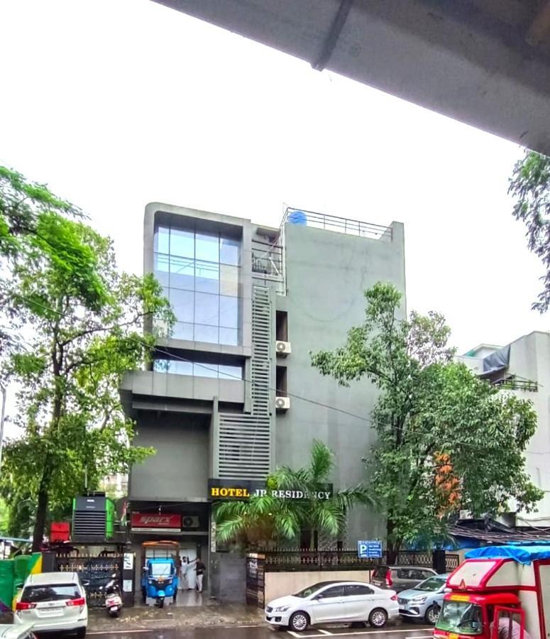 J R Residency Hotel Navi Mumbai Exterior photo